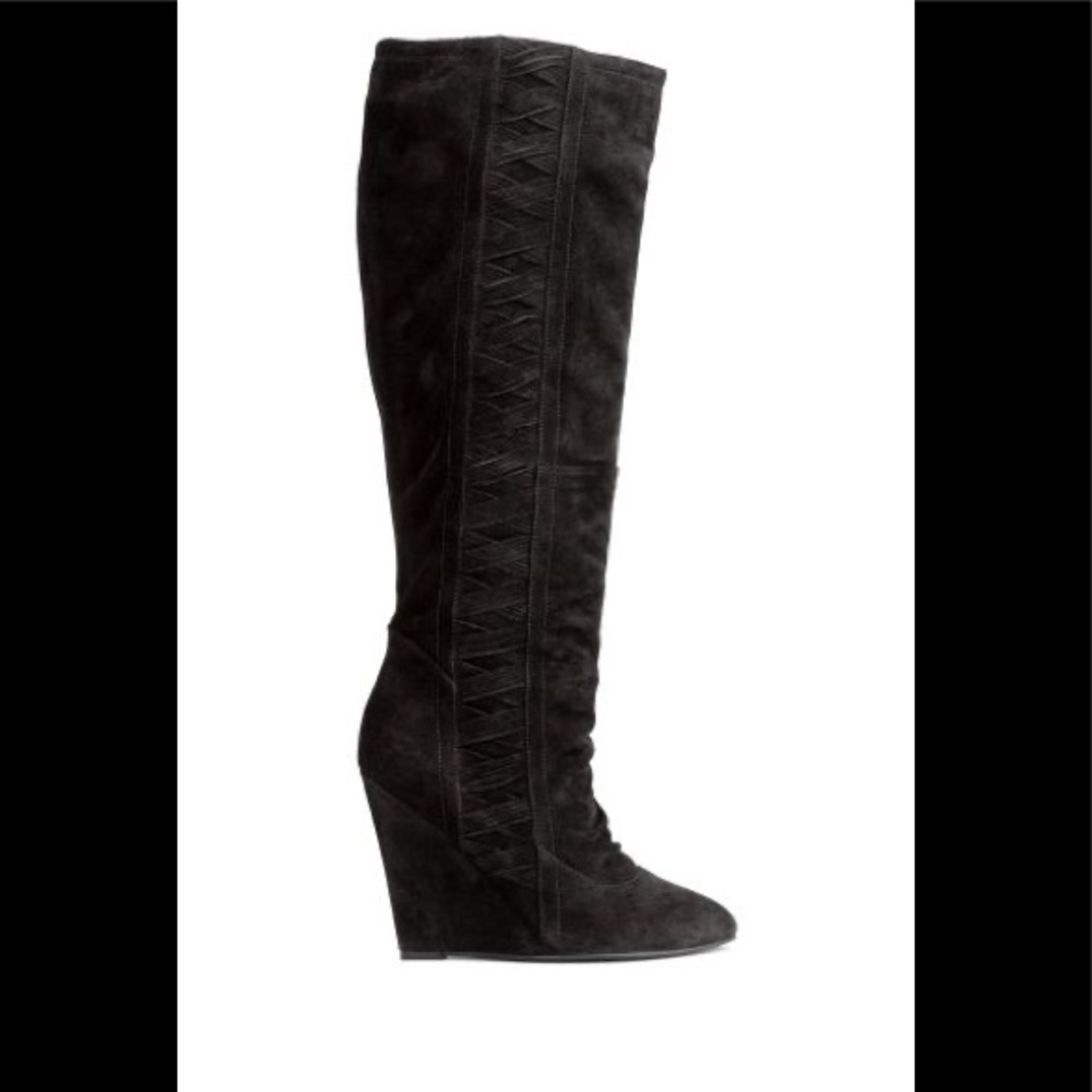 Suede boots